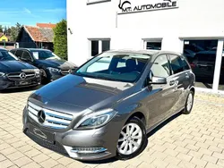 Grau Gebraucht 2013 Mercedes B180 Van / Kleinbus | 7.990 € (Fairer Preis)