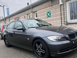 Schwarz Gebraucht 2006 BMW 320 Limousine | 5.000 € (Fairer Preis)