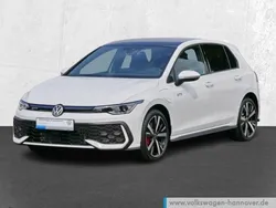 Pure white uni schwarz uni (dachfarbe) Gebraucht 2024 VW Golf VIII GTE Limousine | 39.970 € (Superpreis)