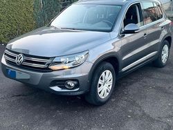 Grau Gebraucht 2012 VW Tiguan Style SUV | 9.999 € (Guter Preis)