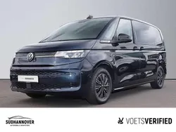 Blau Gebraucht 2023 VW T7 Life Van | 44.895 €