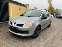 Grau Gebraucht 2008 Renault Clio III Extreme Limousine | 2.800 € (Fairer Preis)