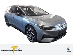 Blau Gebraucht 2024 VW ID.7 Pro Limousine | 48.880 € (Fairer Preis)