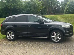 Schwarz Gebraucht 2007 Audi Q7 SUV | 11.000 € (Fairer Preis)