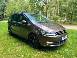 Braun Gebraucht 2010 VW Sharan Van / Kleinbus | 8.700 € (Teuer)