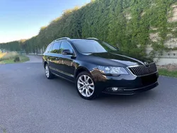 Schwarz Gebraucht 2014 Skoda Superb Kombi | 7.600 € (Guter Preis)