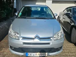 Silber Gebraucht 2007 Citroën C4 Coupé | 1.300 €