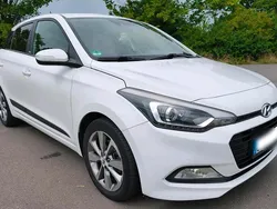 Weiß Gebraucht 2016 Hyundai i20 Passion Kleinwagen | 8.950 € (Fairer Preis)
