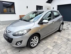 Grau Gebraucht 2011 Mazda 2 Kleinwagen | 1.999 € (Fairer Preis)