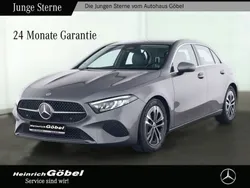 Grau Gebraucht 2024 Mercedes A200 Advanced Limousine | 35.990 € (Teuer)