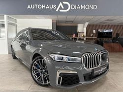 Grau Gebraucht 2020 BMW 750 M Sport Limousine | 64.990 €