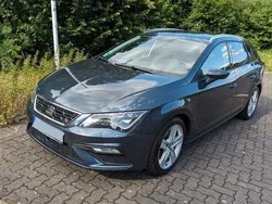Grau Gebraucht 2018 Seat Leon ST FR Kombi | 15.200 € (Fairer Preis)