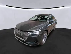 Grau Gebraucht 2023 Audi e-tron Sportback Advanced SUV | 31.590 € (Superpreis)