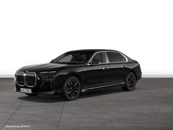 Black sapphire metallic Gebraucht 2024 BMW 740 Comfort Edition Limousine | 115.894 € (Fairer Preis)