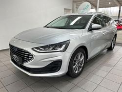 Silber Gebraucht 2023 Ford Focus Titanium X Kombi | 17.990 € (Fairer Preis)