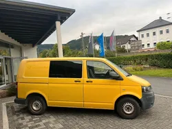 Gelb Gebraucht 2010 VW T5 Van | 6.550 € (Guter Preis)