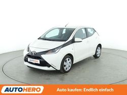Weiß Gebraucht 2016 Toyota Aygo X-play Kleinwagen | 8.050 € (Fairer Preis)