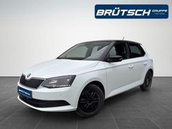 Laserweiss / dach schwarz Gebraucht 2017 Skoda Fabia Ambition Limousine | 11.780 € (Etwas zu teuer)