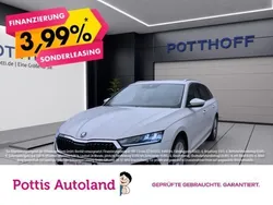 Candyweiss Gebraucht 2023 Skoda Octavia Style Kombi | 19.443 € (Guter Preis)