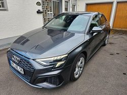 Schwarz Gebraucht 2021 Audi A3 Sportback e-tron S-Line Limousine | 22.999 € (Fairer Preis)