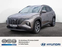 Braun / silky bronze Gebraucht 2023 Hyundai Tucson Trend SUV | 29.990 € (Superpreis)