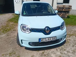Blau Gebraucht 2021 Renault Twingo Intens Kleinwagen | 10.600 € (Fairer Preis)