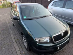 Grün Gebraucht 2006 Skoda Fabia Ambiente Limousine | 999 € (Fairer Preis)