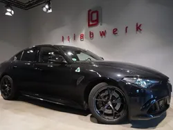 Schwarz Gebraucht 2023 Alfa Romeo Giulia Quadrifoglio Limousine | 68.741 € (Fairer Preis)