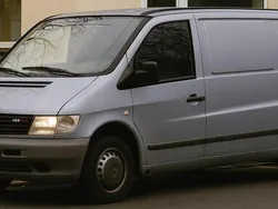 Grau Gebraucht 1996 Mercedes Vito Van / Kleinbus | 6.990 €