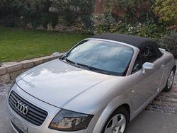 Silber Gebraucht 2000 Audi TT Roadster Sport Cabrio | 2.900 €