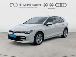 Pure white Gebraucht 2024 VW Golf VIII Life Limousine | 24.880 € (Fairer Preis)