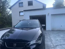 Schwarz Gebraucht 2015 Seat Leon ST Kombi | 11.000 € (Etwas zu teuer)
