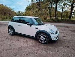Weiß Gebraucht 2014 Mini ONE Kleinwagen | 6.999 € (Superpreis)