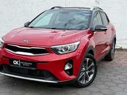 Rot Gebraucht 2018 Kia Stonic Platinum Edition SUV | 13.900 € (Guter Preis)