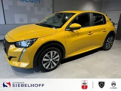 Faro gelb Gebraucht 2021 Peugeot e-208 Active Kleinwagen | 14.675 € (Guter Preis)