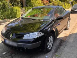 Schwarz Gebraucht 2004 Renault Mégane Cabriolet Cabrio | 900 €