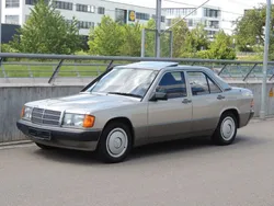 Rauchsilbermetallic Gebraucht 1989 Mercedes 190 Limousine | 8.598 €
