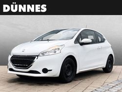 Weiß Gebraucht 2012 Peugeot 208 Active Kleinwagen | 3.750 € (Fairer Preis)