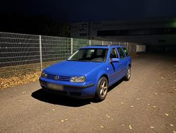 Blau Gebraucht 1999 VW Golf IV Kombi | 600 € (Superpreis)