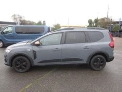Grau Gebraucht 2024 Dacia Jogger Extreme Limousine | 18.990 € (Guter Preis)