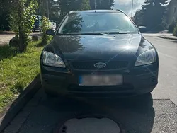 Schwarz Gebraucht 2008 Ford Focus Kombi | 1.200 € (Guter Preis)