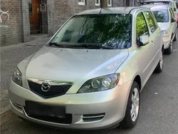 Grau Gebraucht 2006 Mazda 2 Exclusive Limousine | 1.500 € (Guter Preis)