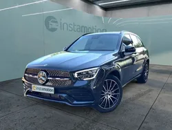 Grau Gebraucht 2022 Mercedes GLC220 AMG line SUV | 70.180 €