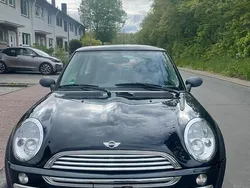 Schwarz Gebraucht 2004 Mini ONE Kleinwagen | 2.499 € (Fairer Preis)