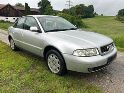 Silber Gebraucht 1999 Audi A4 Limousine | 2.299 € (Fairer Preis)