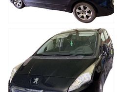 Schwarz Gebraucht 2014 Peugeot 5008 Business-Line Van / Kleinbus | 6.500 € (Fairer Preis)