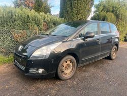 Schwarz Gebraucht 2012 Peugeot 5008 SUV | 1.300 € (Superpreis)
