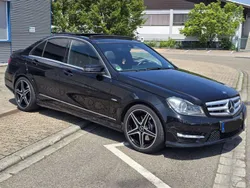 Schwarz Gebraucht 2011 Mercedes C350 Avantgarde Limousine | 25.499 €