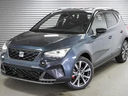 Midnight black/dach grau metallic (0es7) Neu 2025 Seat Arona FR SUV | 29.270 € (Fairer Preis)