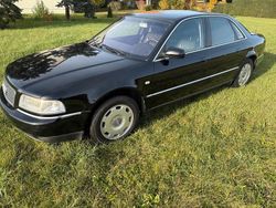 Schwarz Gebraucht 2002 Audi A8 Young Limousine | 3.250 €